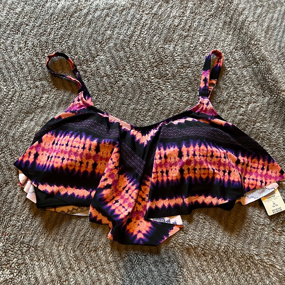 Torrid 1X flounce top